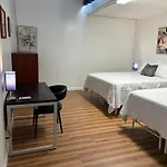 Downtown 2Br Huge Patio Free Parking Wifi