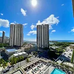 Ala Moana Hotel 13Th Fl R0 2Double Beds 4Person