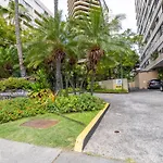 Ocean View Apartment Free Assigend Parking In Unit Laundry