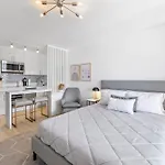 Fairway Villa Waikiki - 90 Days Minimum