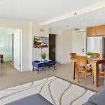 The Pineapple Suite At The Waikiki Banyan