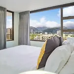The Pineapple Suite At The Waikiki Banyan