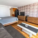Island Colony Studio 1415