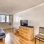 Tradewinds Plaza 801