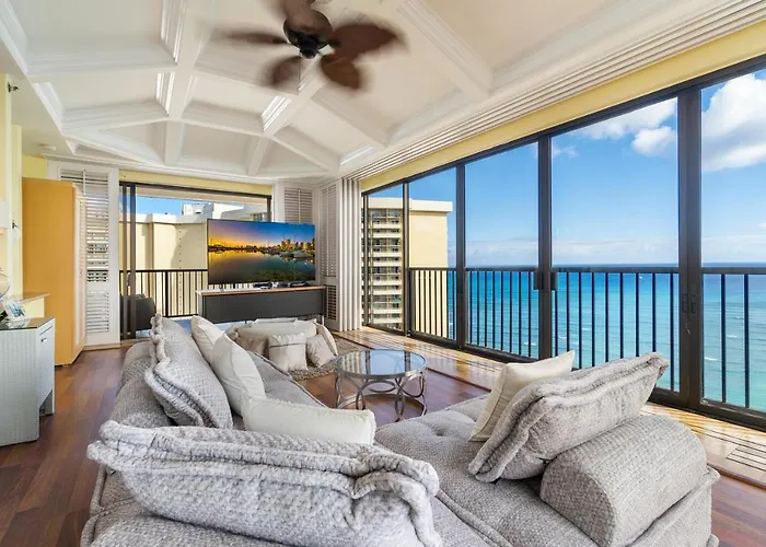 Oceanview Penthouse Suite