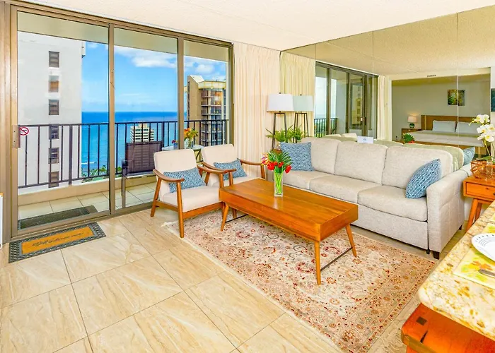 Ocean View Delight, Walk To Beach With Free Parking