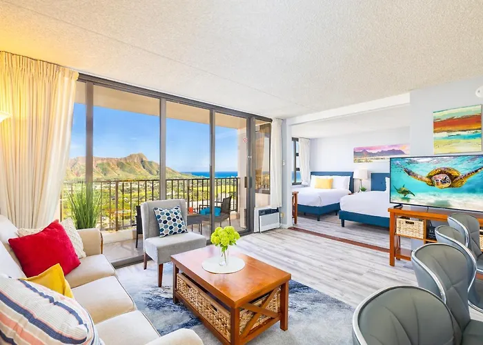 Ocean & Diamond Head Views - Near Beach - Parking!