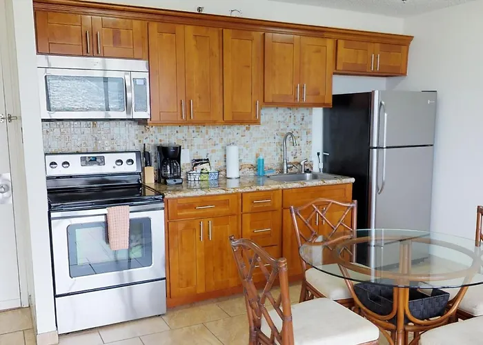Deluxe Panoramic Mountain View Condo - 37Th Floor, Free Parking & Wifi Condo