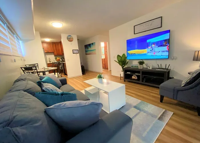 Cozy 2Beds,2Baths, Free Parking At Waikiki Beach