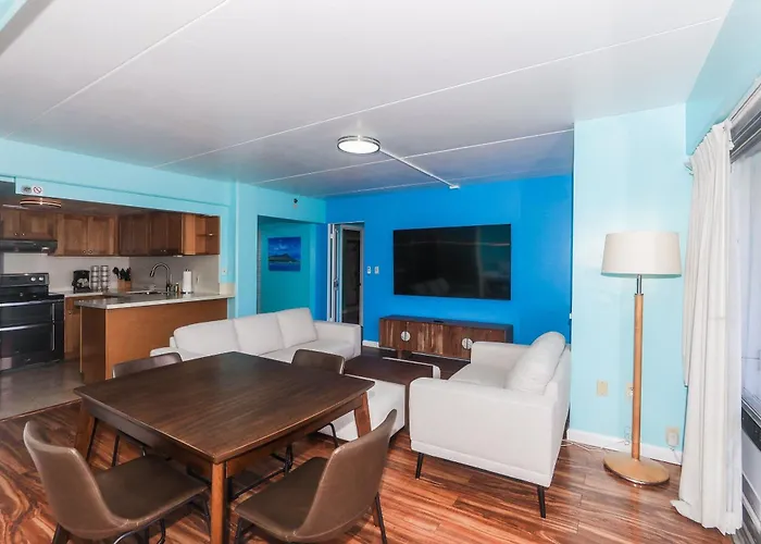 Ilikai Tower 1934 Condo With Fully Equipped Kitchen - Great For Longer Stays!