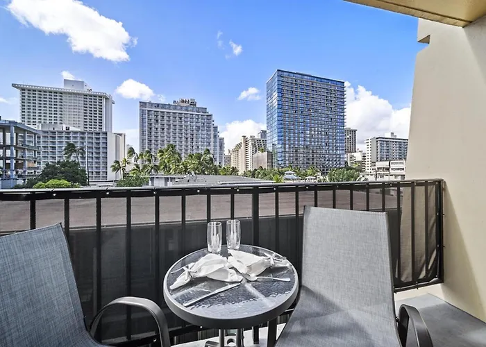 Bamboo Waikiki
