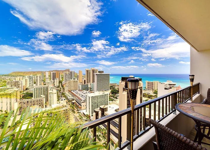 Central Waikiki Luxury Penthouse