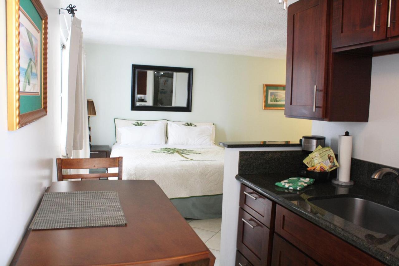 Renovated Private Kuhio Village 708a - 2 Min Walk 2 The Beach!