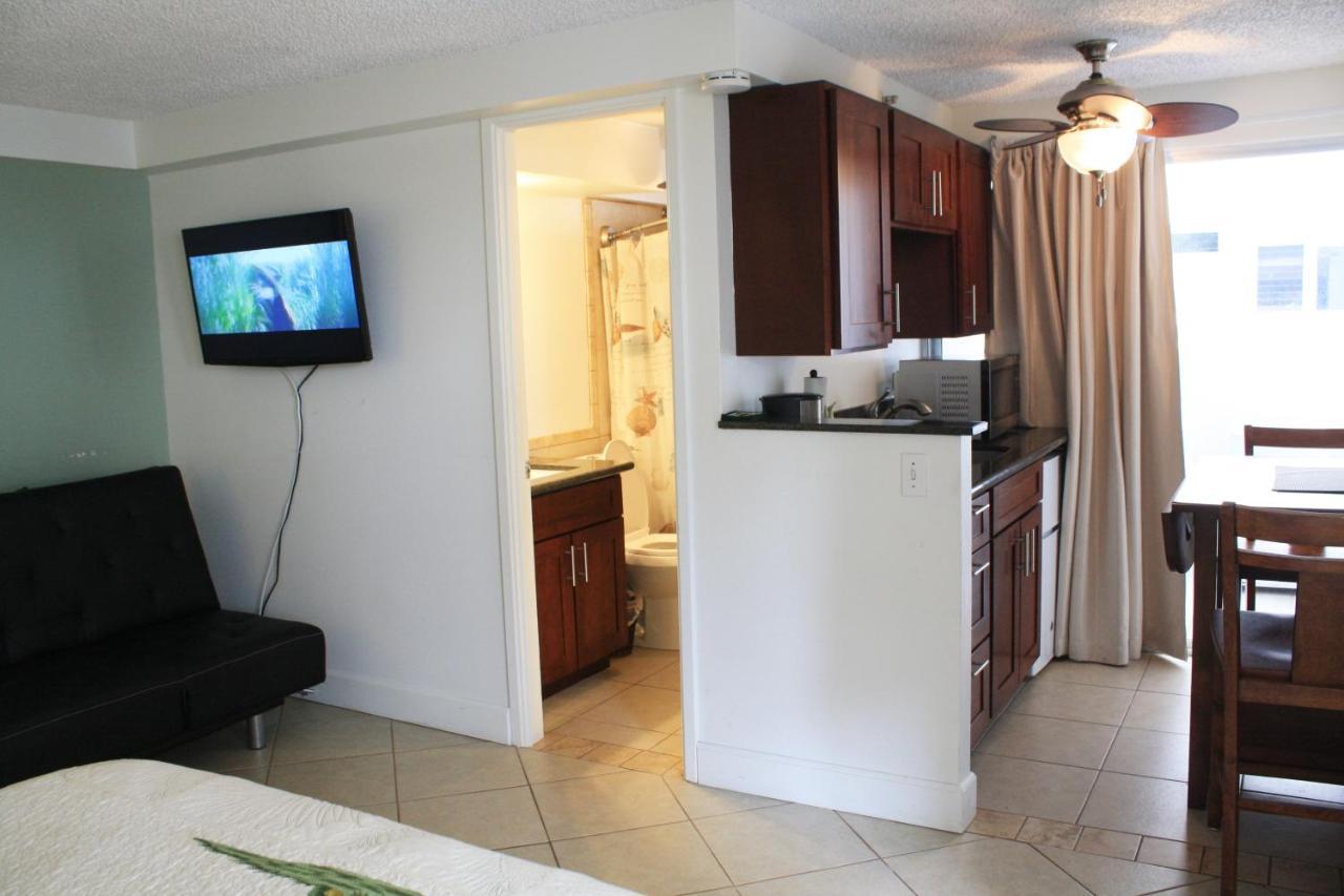 Apartment Renovated Private Kuhio Village 708a - 2 Min Walk 2 The Beach! *