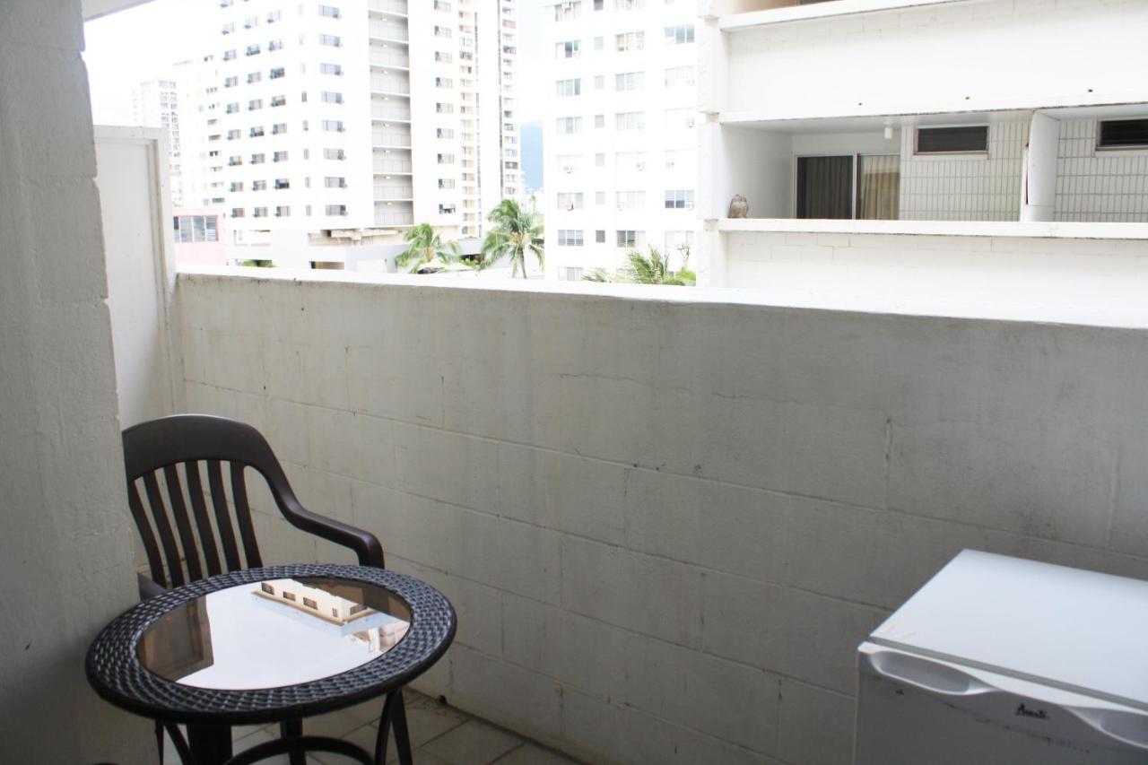 Renovated Private Kuhio Village 708a - 2 Min Walk 2 The Beach! * Honolulu