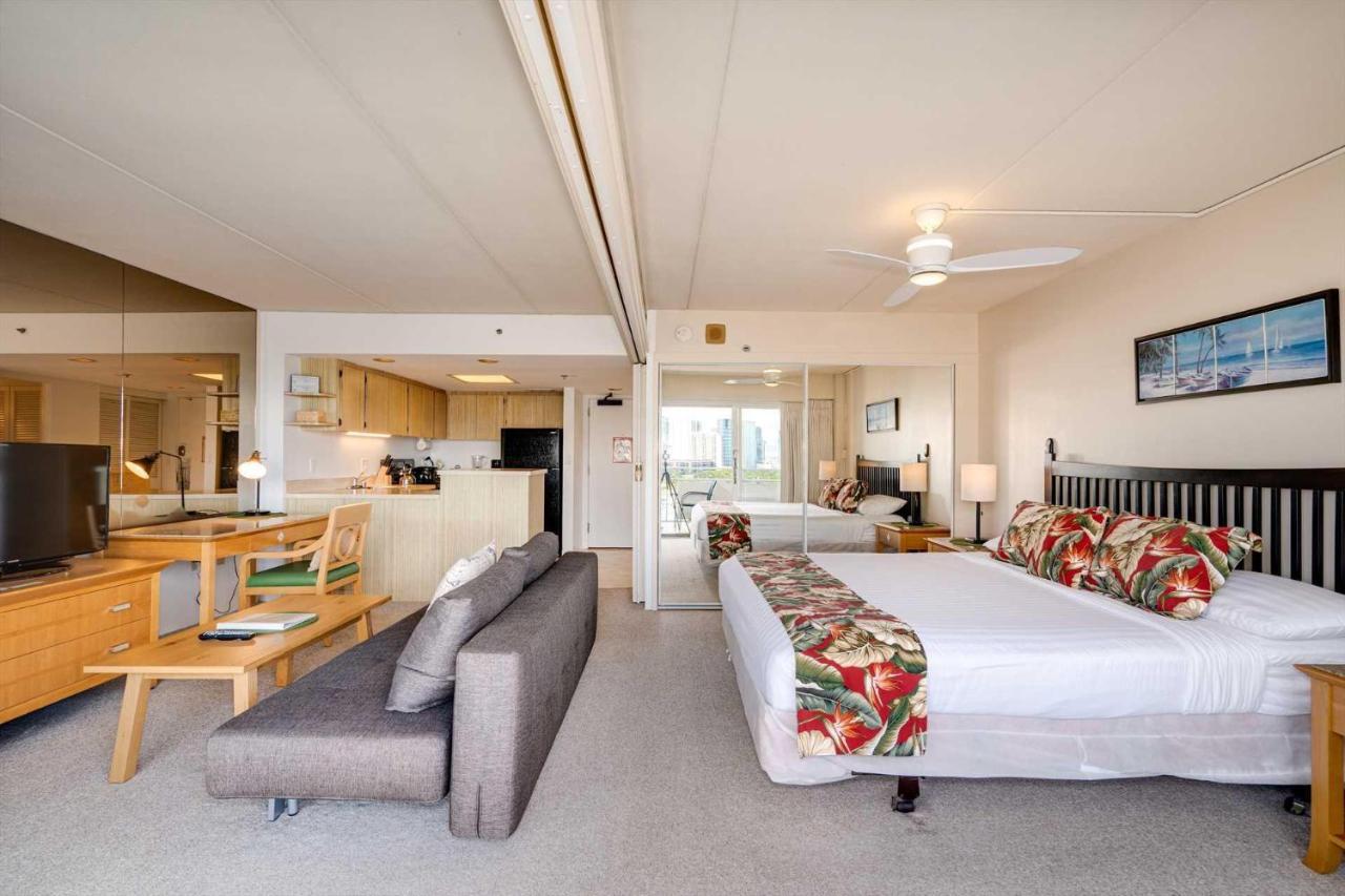 Holiday home Ilikai 1437