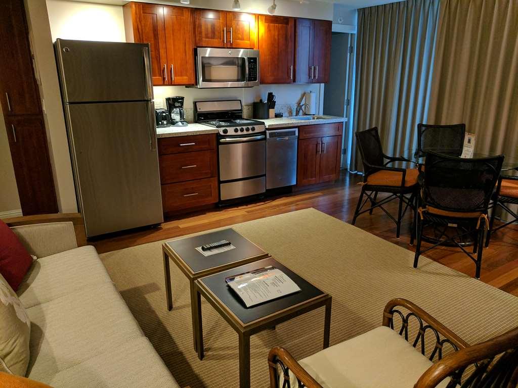Hotel Imperial Hawaii