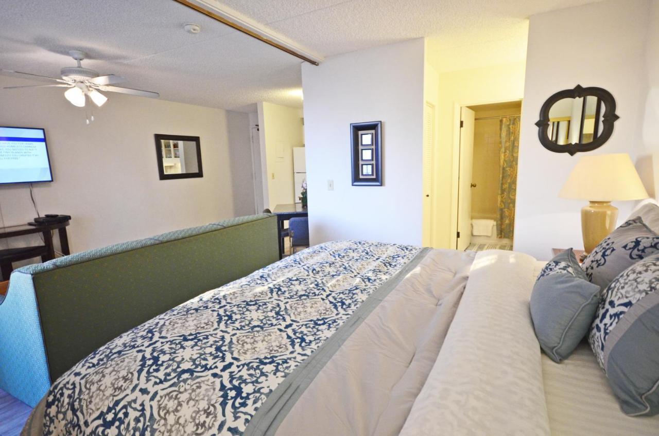 Royal Kuhio 1309 With King Bed, Free Parking/wifi, Mins To Beach! Apartment *