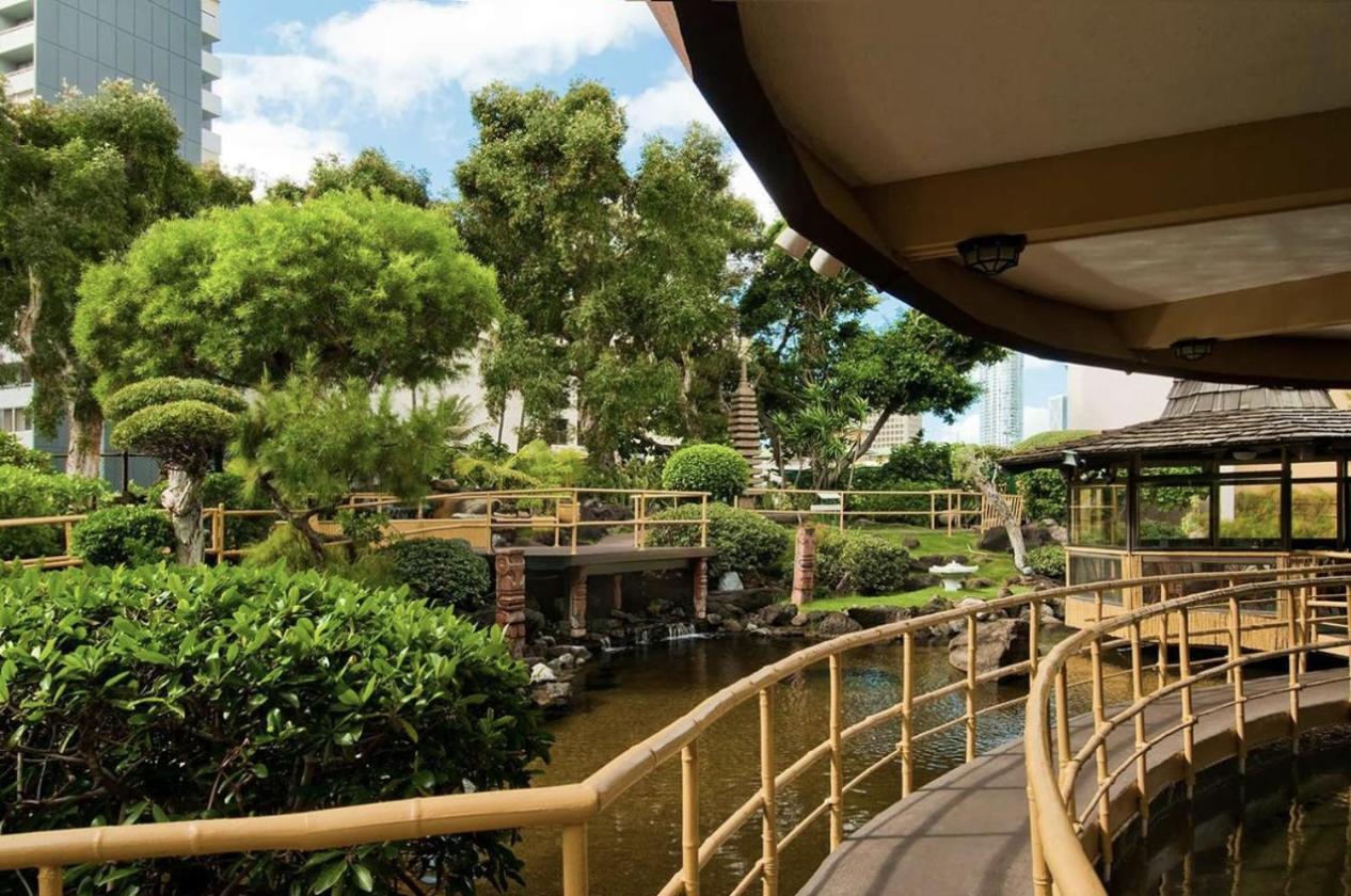 Hotel Japanese Cultural Experience: Pagoda In Honolulu, Hi