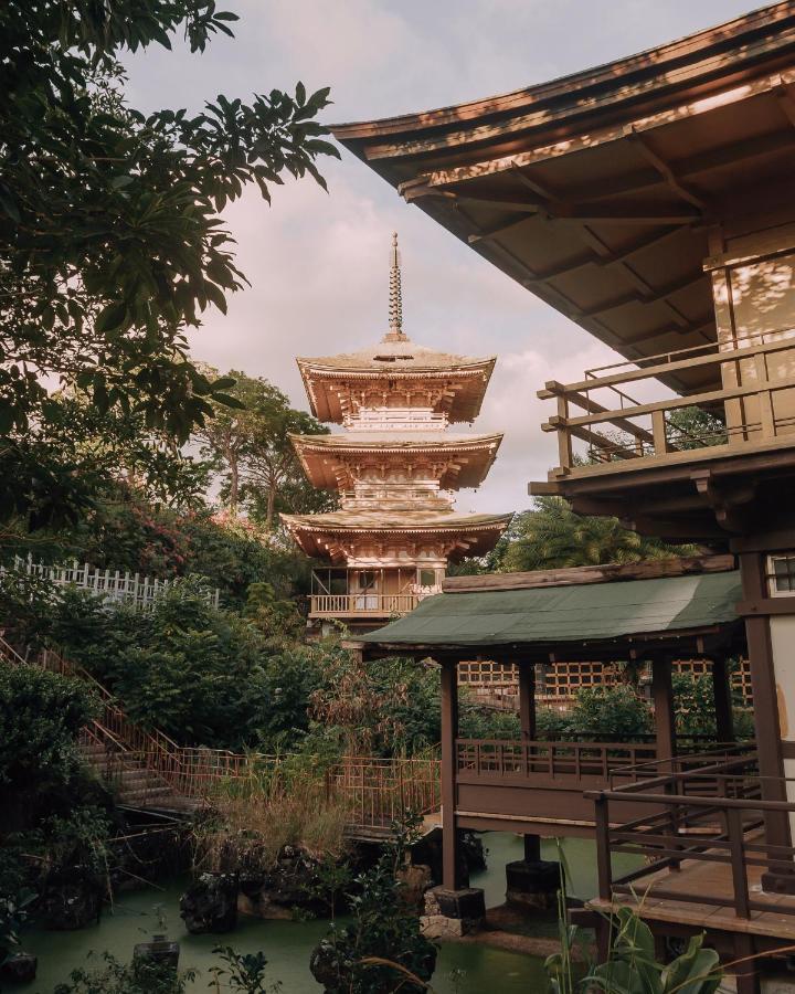 Japanese Cultural Experience: Pagoda In Honolulu, Hi Honolulu