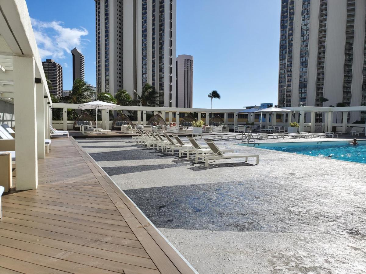 Lsi At Ala Moana
