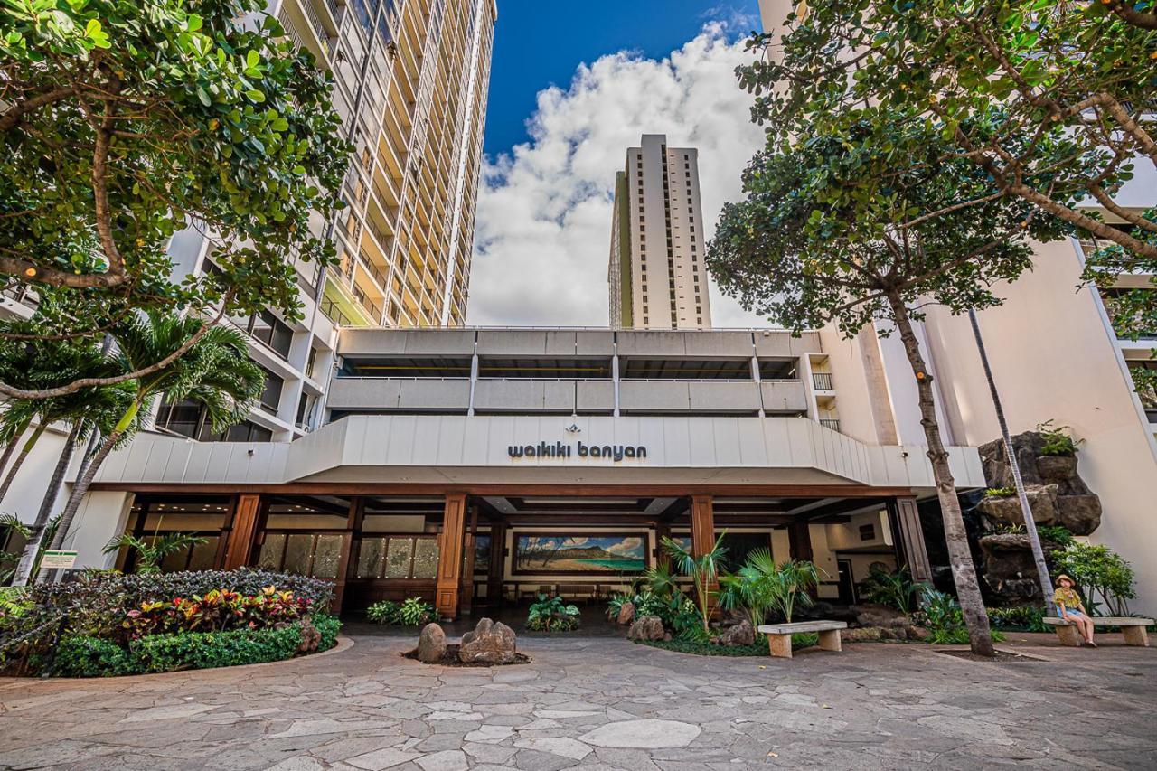 Free Parking, Pool, Sauna, Spa, Wifi, Bbq, Ac - Waikiki Banyan Honolulu