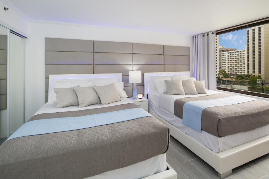 Waikiki Banyan Modern One Bedroom Free Parking * Honolulu