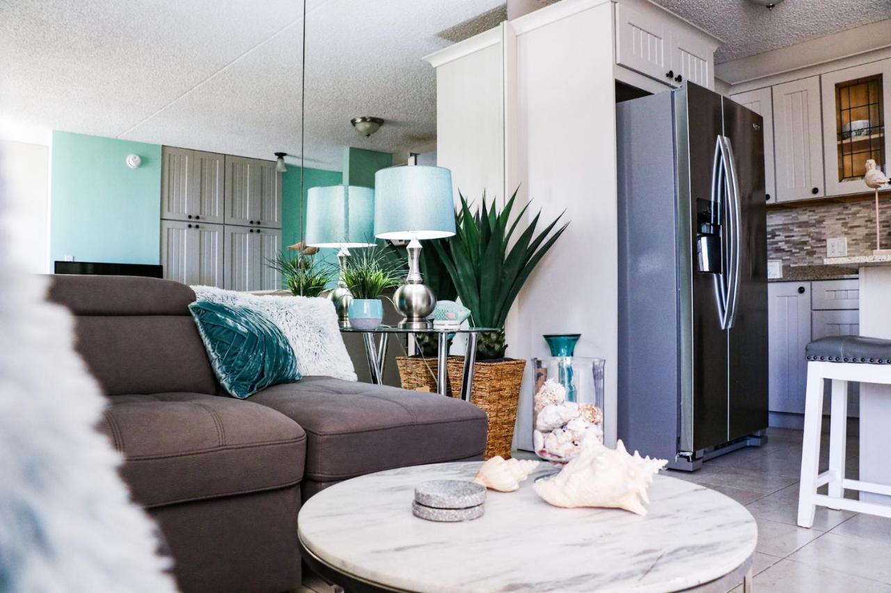 The Makai At The Waikiki Banyan Apartment *