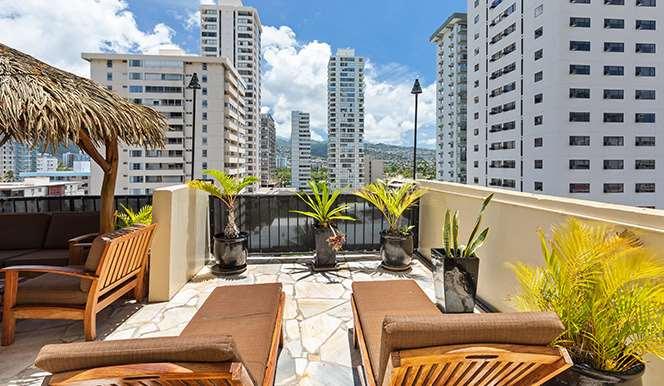 Bamboo Waikiki Apartment