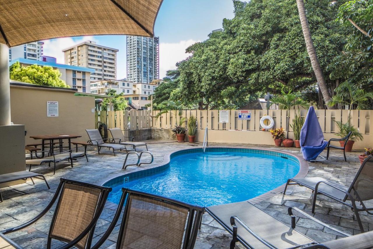 Cozy Waikiki At Aqua Aloha Surf Apartment *