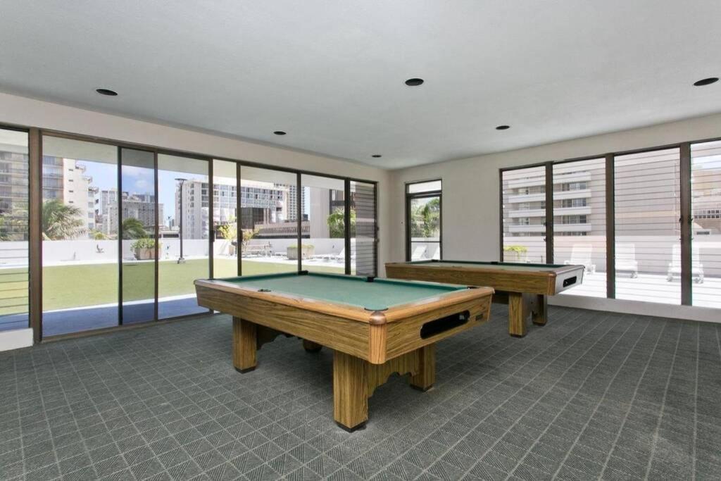 Royal Kuhio Penthouse With Ocean View On 35th Floor Honolulu