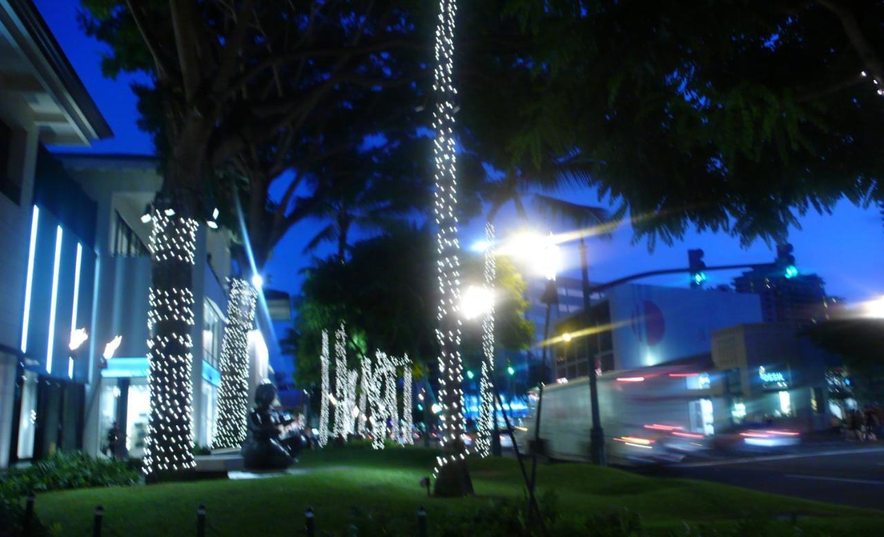 Free Parking, Pool, Sauna, Spa, Wifi, Bbq, Ac - Waikiki Banyan