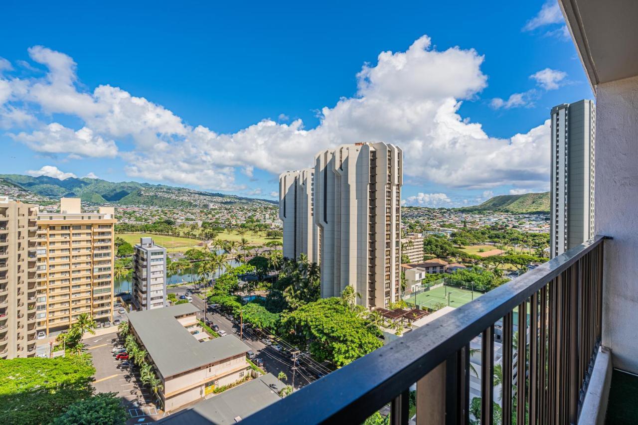 Free Parking, Pool, Sauna, Spa, Wifi, Bbq, Ac - Waikiki Banyan * Honolulu