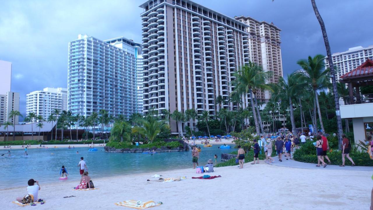 Free Parking, Pool, Sauna, Spa, Wifi, Bbq, Ac - Waikiki Banyan Honolulu