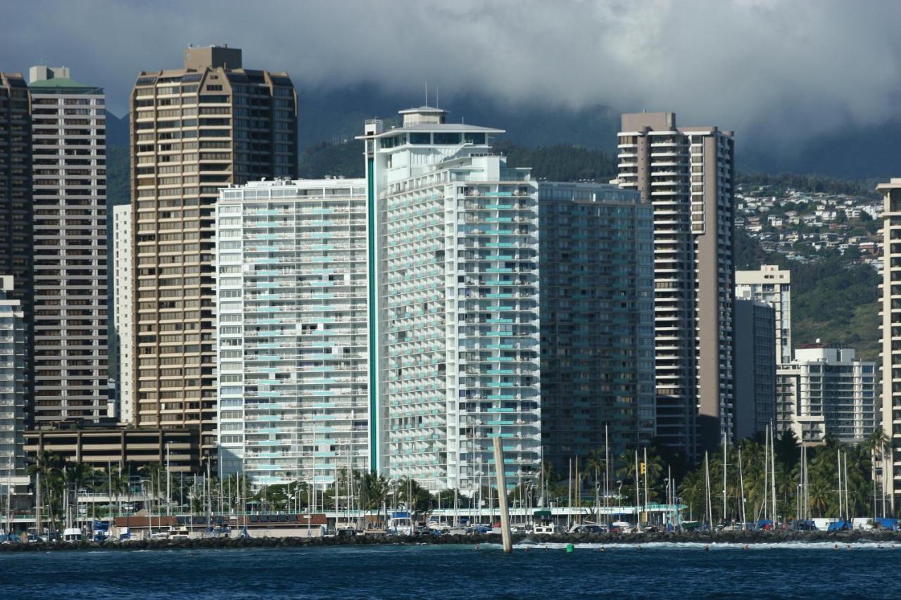 Resort Waikiki Marina At The Ilikai 3*
