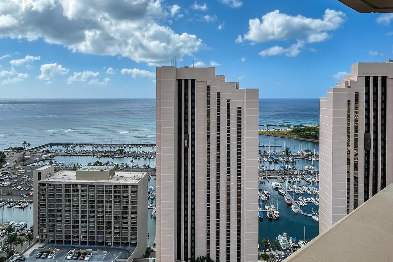 Hotel Marina Tower 3402 *
