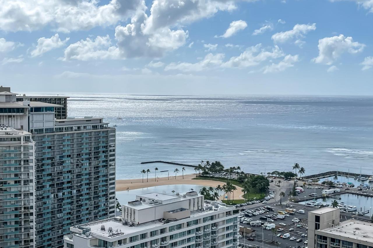Hotel Marina Tower 2302 Honolulu