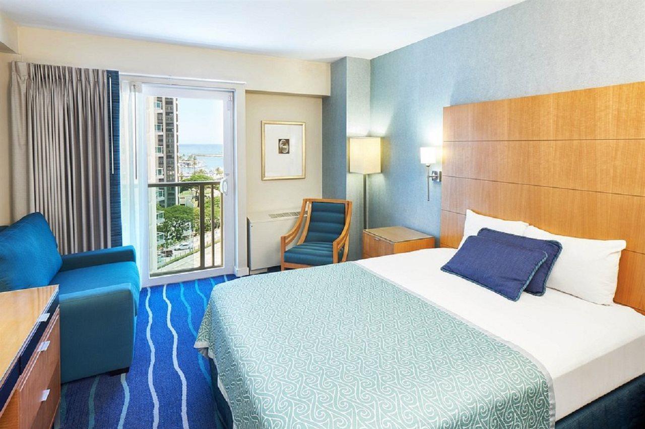 Hotel Ala Moana Honolulu by Mantra 3*