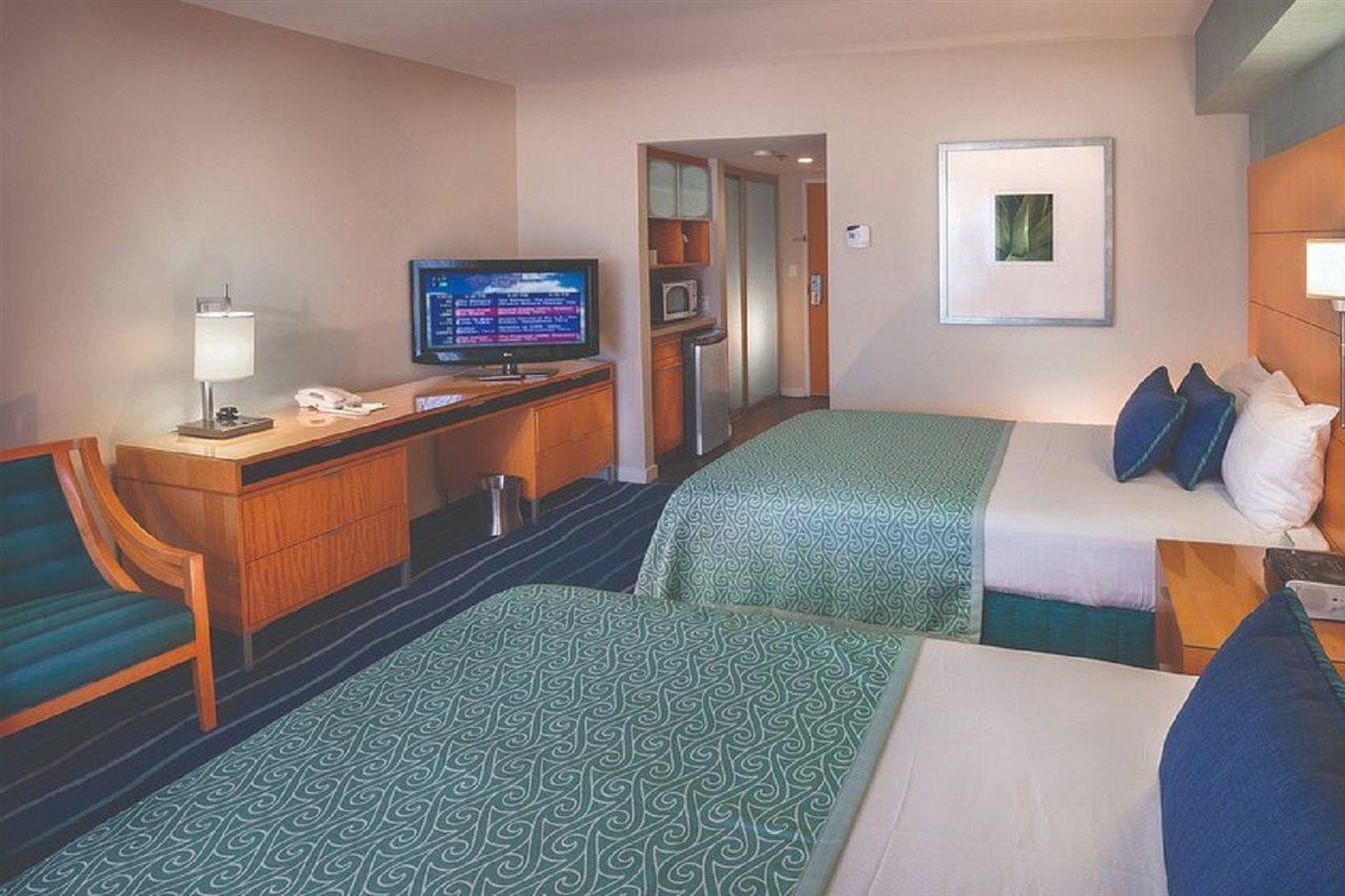 Hotel Ala Moana Honolulu by Mantra