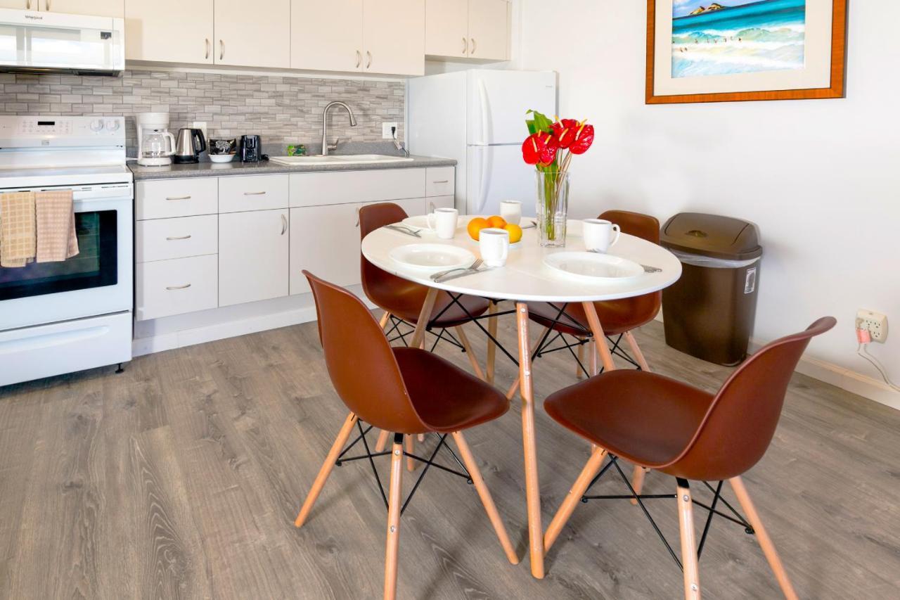 Warm Aloha Vibes, Mountain Views, Short Walk To Beach, And Free Parking Apartment *
