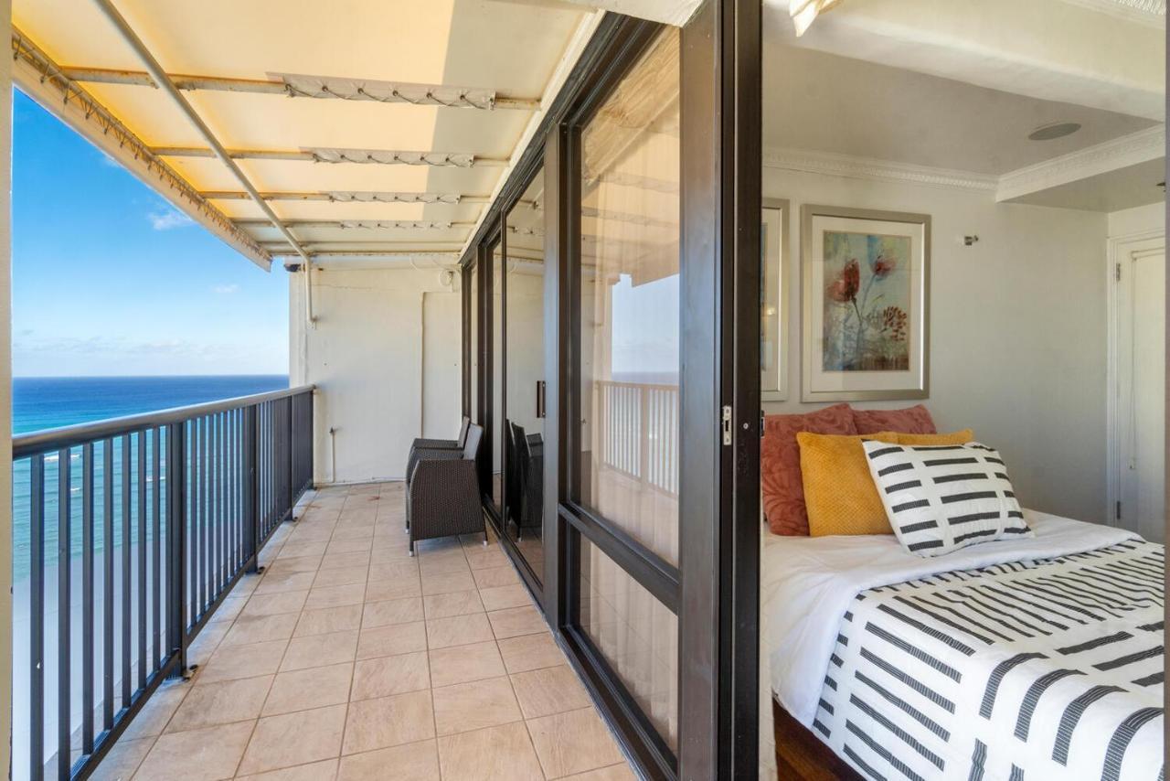 Oceanview Penthouse Apartment Honolulu