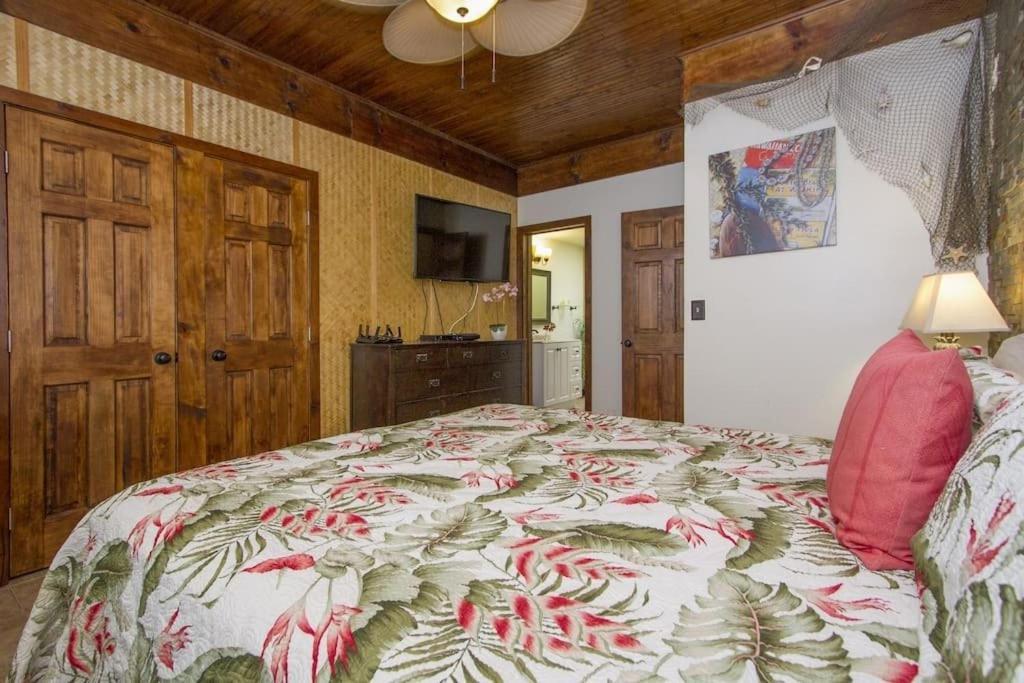 Hawaiian King Aparthotel