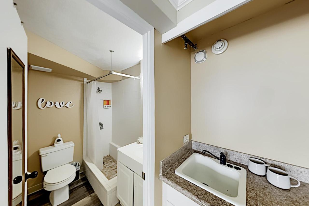 Hawaiian Monarch 3707b Apartment *