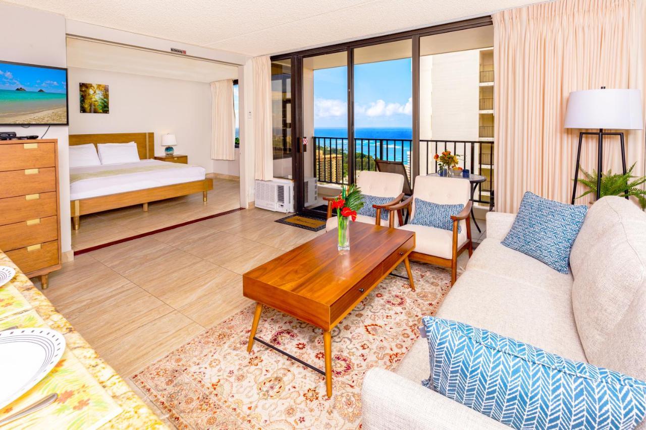Apartment Ocean View Delight, Walk To With Free Parking