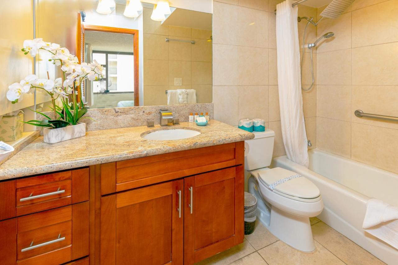 Ocean View Delight, Walk To With Free Parking Apartment *