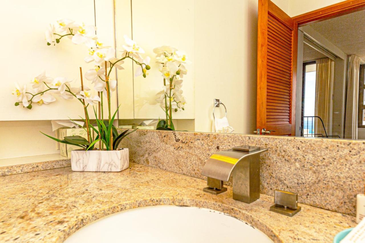 Ocean View Delight, Walk To With Free Parking * Honolulu