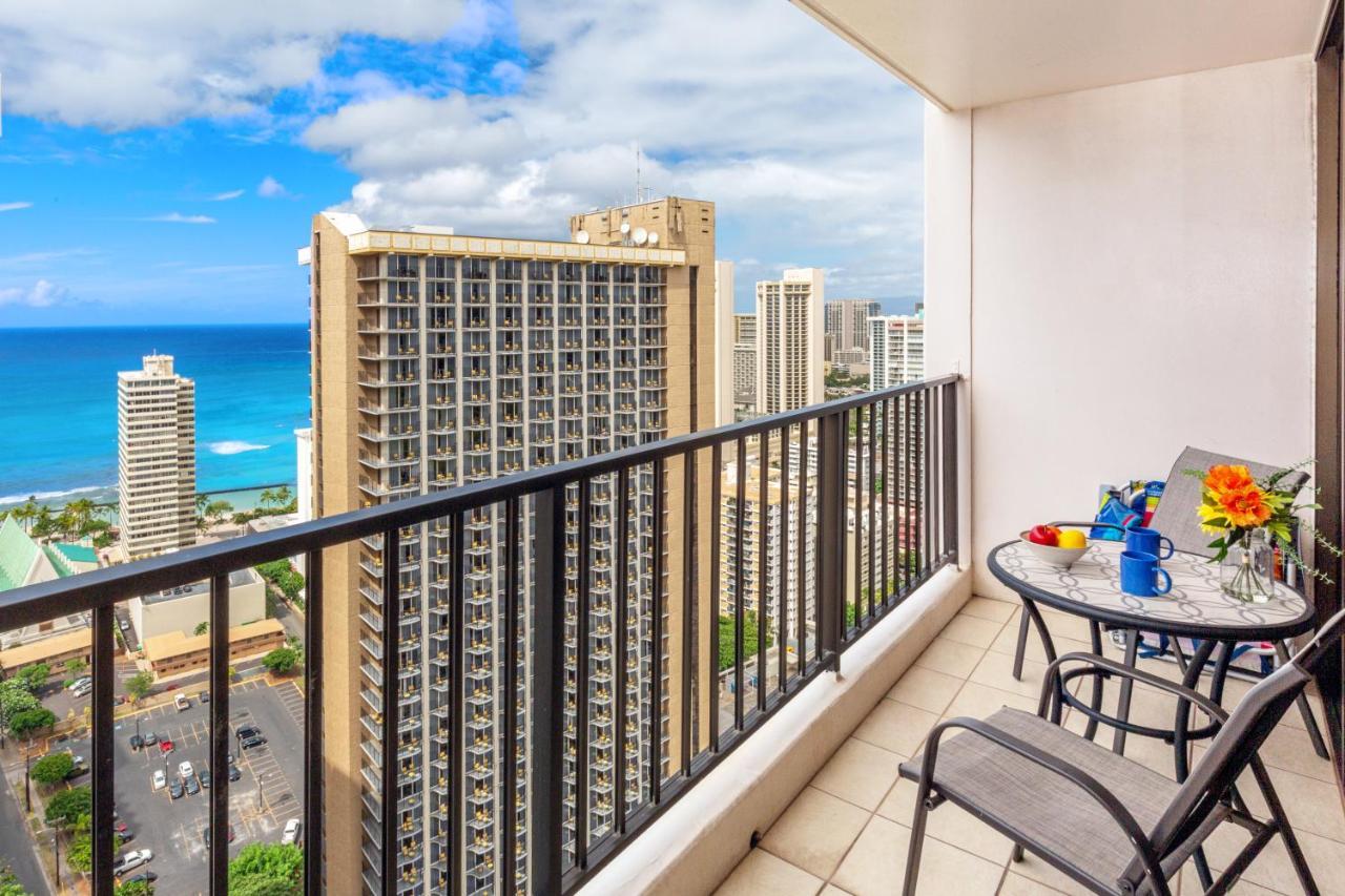 Ocean View Delight, Walk To With Free Parking