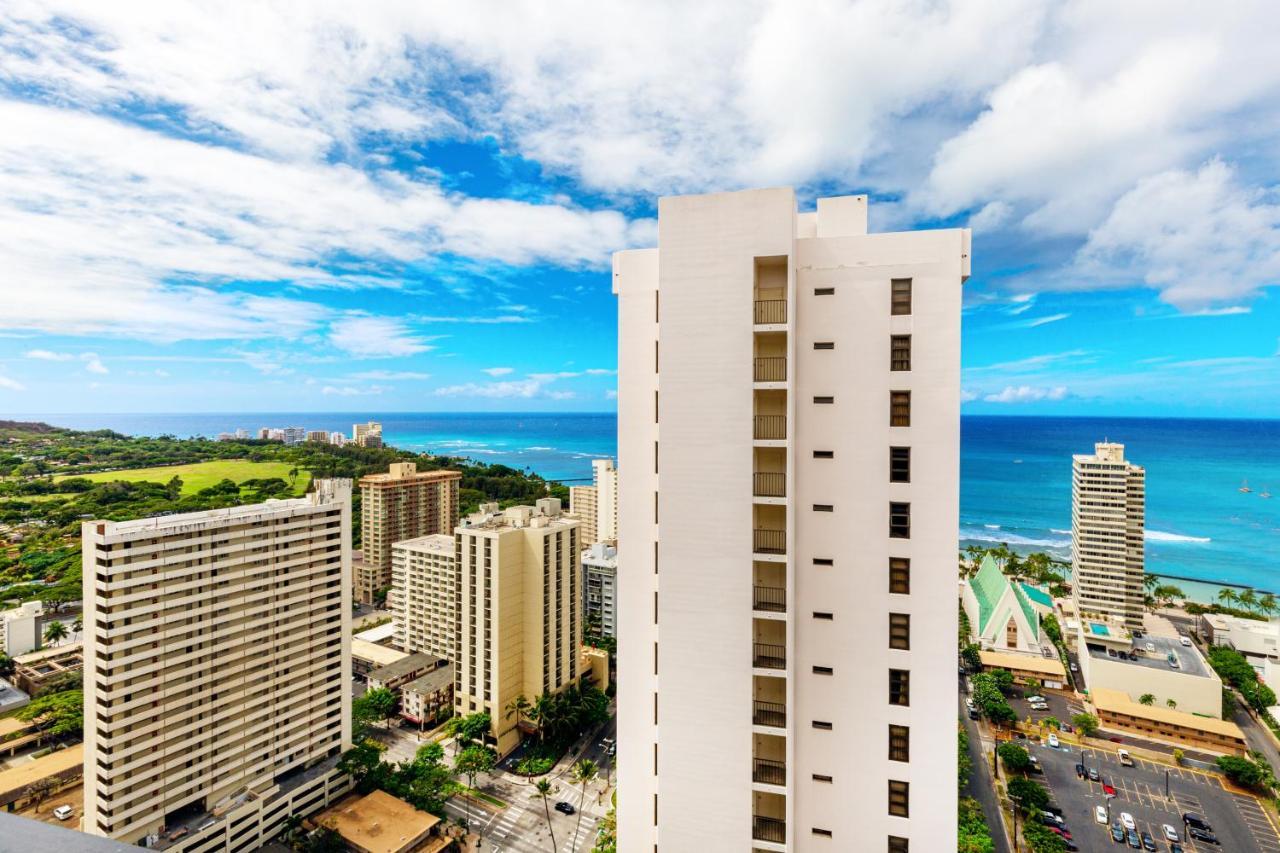 Ocean View Delight, Walk To With Free Parking Apartment Honolulu