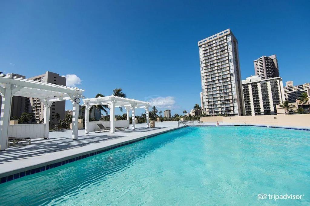 Waikiki Cozy No Fee