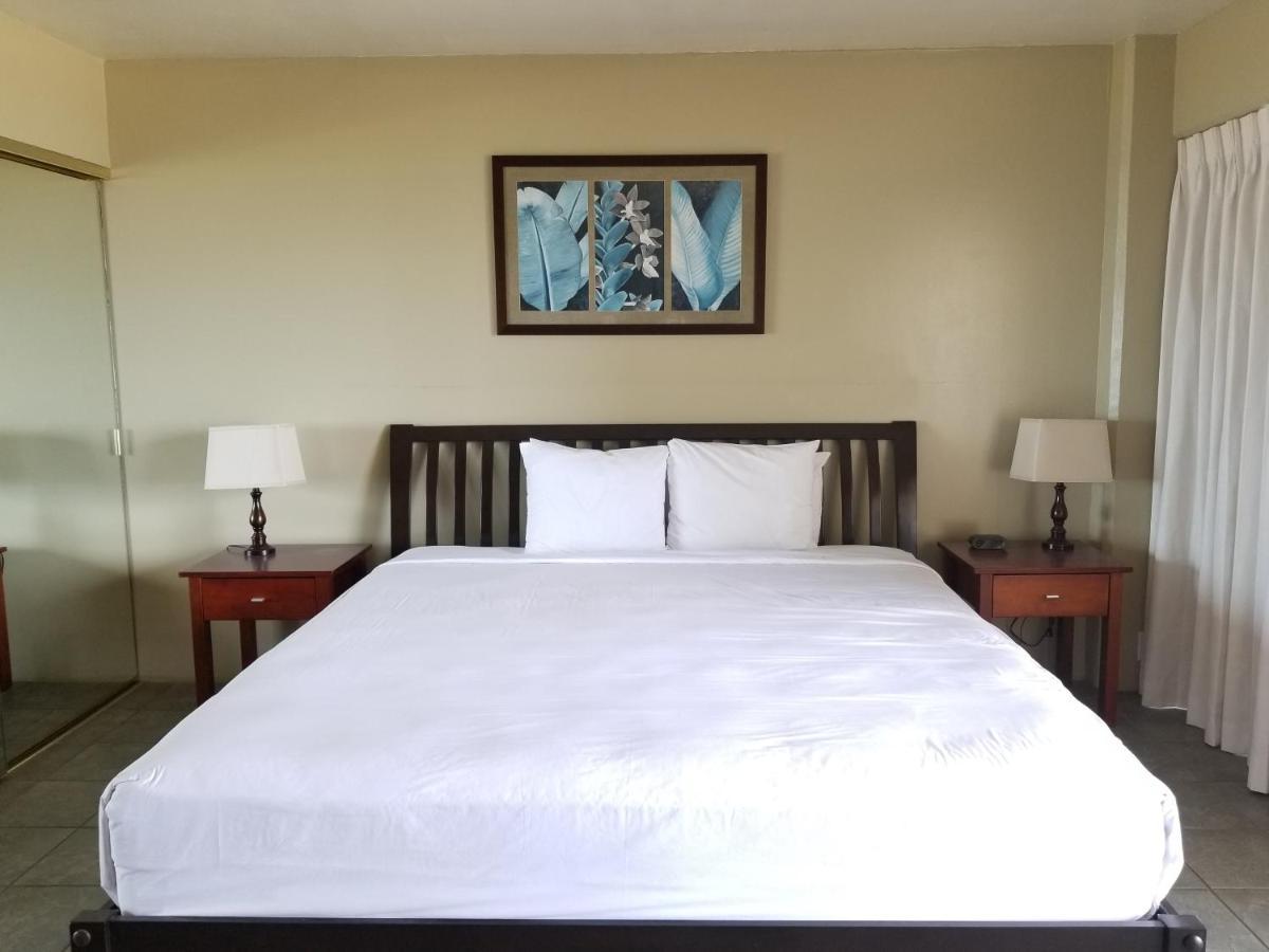 Ilikai Tower One Bedroom Lagoon View Waikiki With Lanai & Free Wifi Apartment *